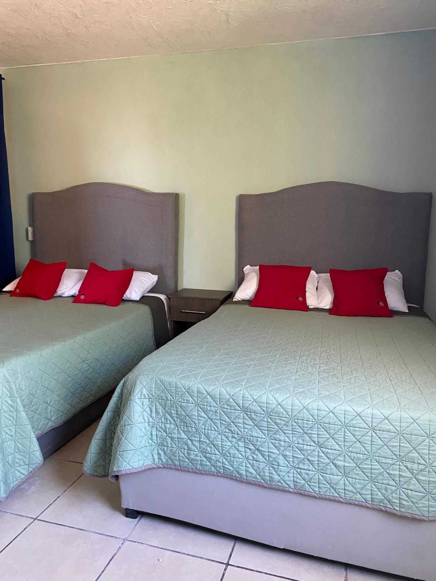 4 Venator House Boutique Lejlighedshotel León Eksteriør billede